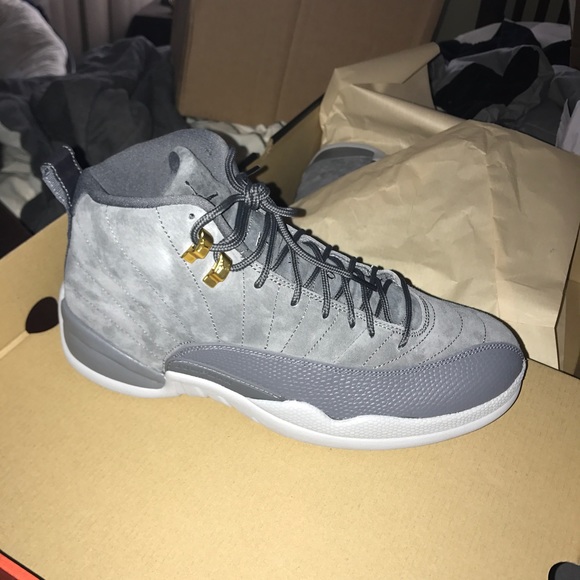 Jordan 12 Retro wolf grey size 10